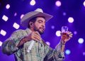 'Não conseguiu cantar de tão bêbado': como excesso de álcool nos palcos e bastidores afeta rotina dos artistas